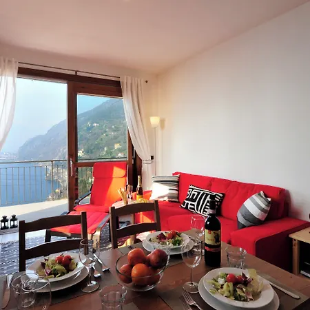 Bellano Perla Apt. 7 *