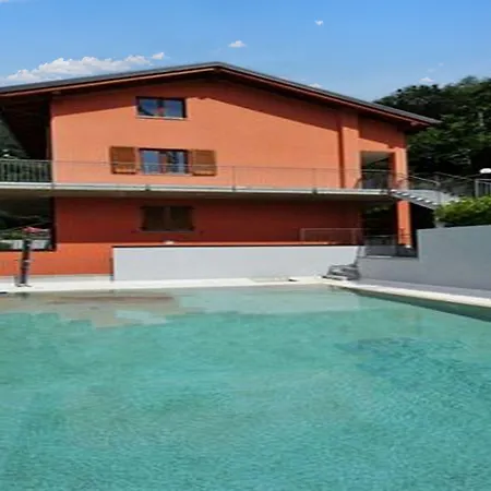 Bellano Perla Apt. 7 Apartment *